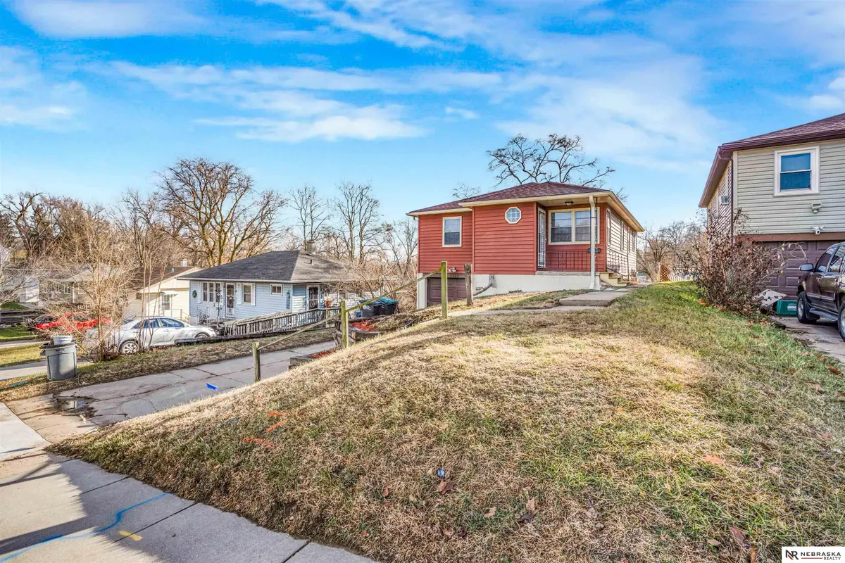 3927 Nebraska Avenue, Omaha, NE 68111 - Image #1