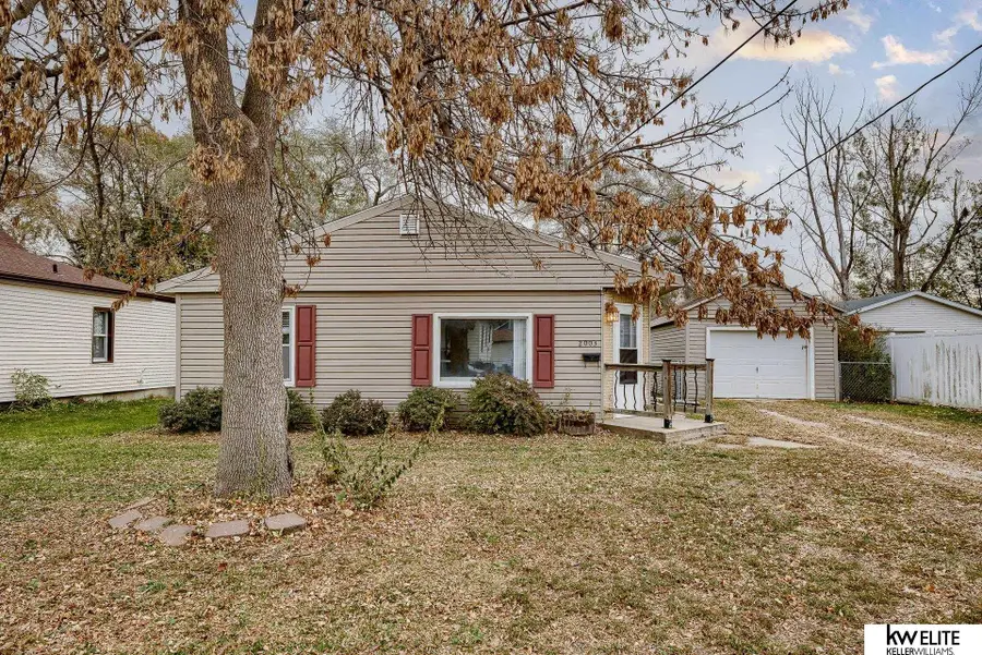 2003 S 12th Street, Council Bluffs, IA 51501 - Image #2