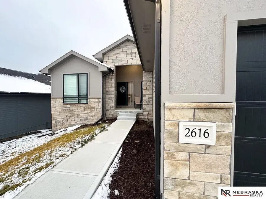 2616 N 186th Street N, Elkhorn, NE 68022 - Image #2