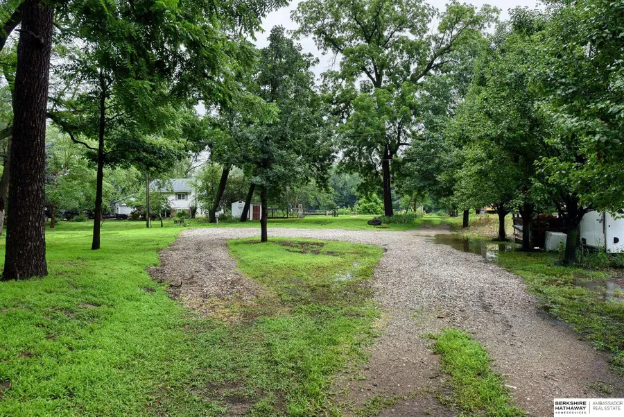 1215 S 225th Plaza, Waterloo, NE 68069 - Image #2