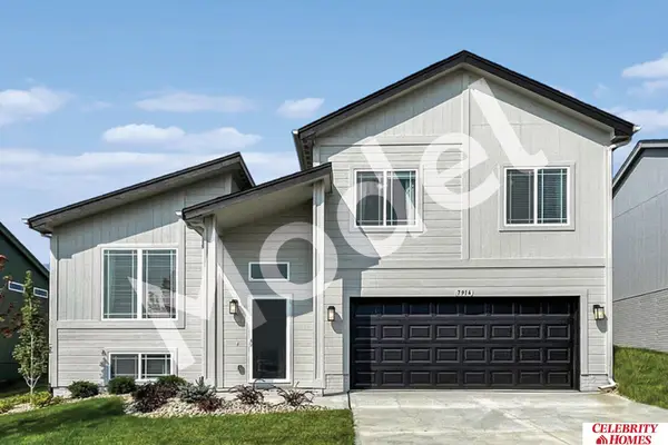 10710 Portage Drive, Papillion, NE 68046