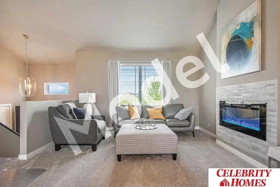 10710 Portage Drive, Papillion, NE 68046 - Image #3