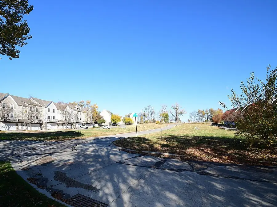 5911 N 167 Plaza, Omaha, NE 68116 - Image #3