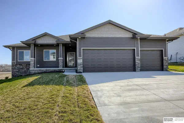 11131 N 161 Avenue, Bennington, NE 68007