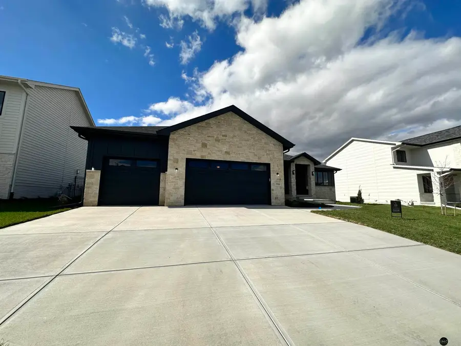 3521 S 220th Street, Elkhorn, NE 68022 - Image #3