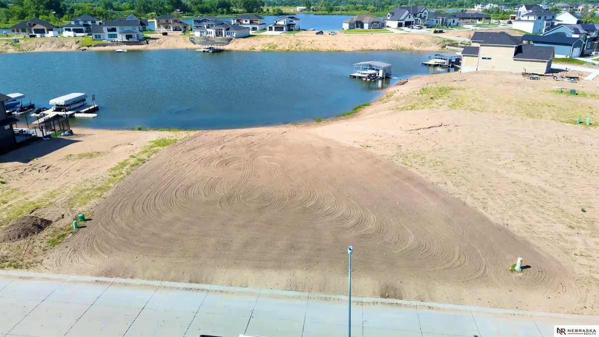 28487 Laurel Circle, Valley, NE 68064 - Image #1