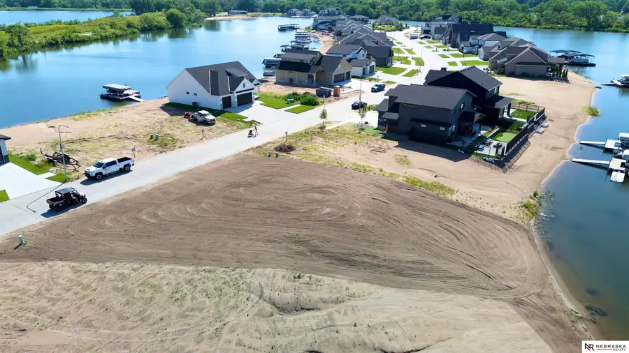 28487 Laurel Circle, Valley, NE 68064 - Image #2