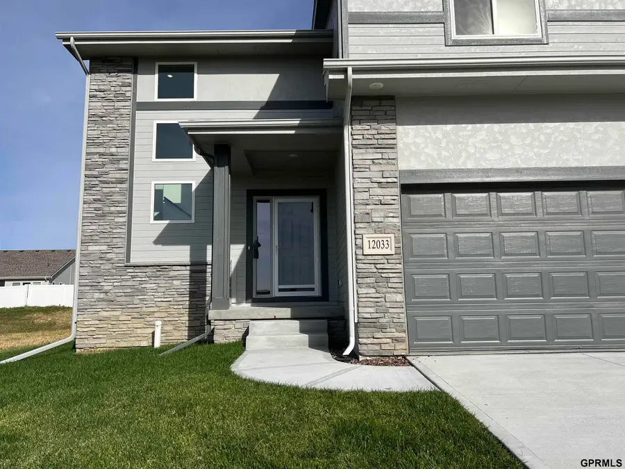 12033 Daniell Road, Bellevue, NE 68123 - Image #2