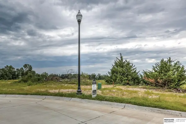 5705 N 284th Circle, Valley, NE 68064