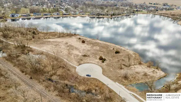 5613 N 284th Circle, Valley, NE 68064