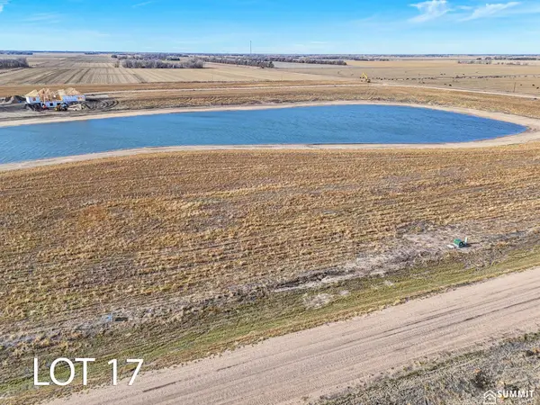 17 Bald Eagle Drive, Chapman, NE 68827