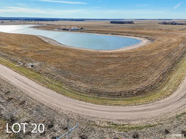 20 Bald Eagle Drive, Chapman, NE 68827