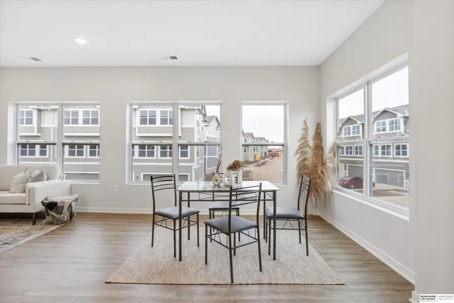 20871 T Court, Elkhorn, NE 68022 - Image #2