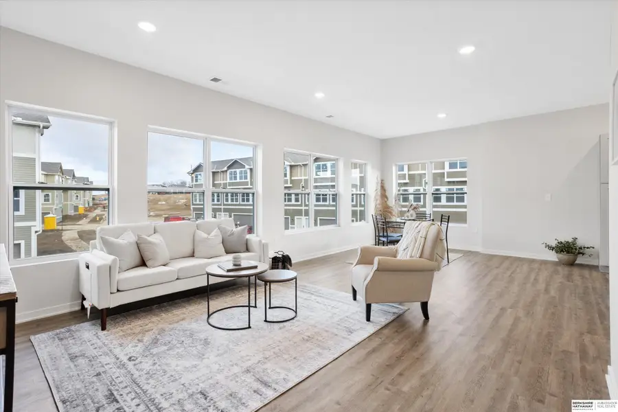 20871 T Court, Elkhorn, NE 68022 - Image #3