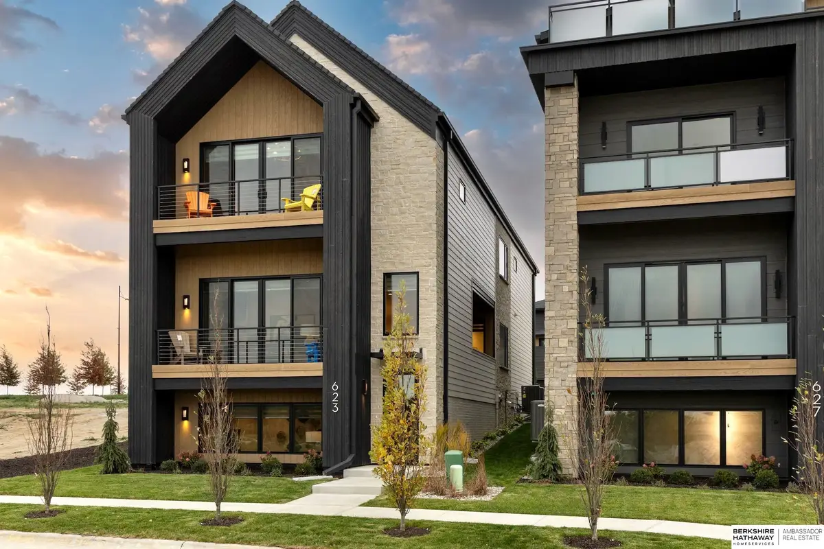 623 S 148 Street, Omaha, NE 68154 - Image #1