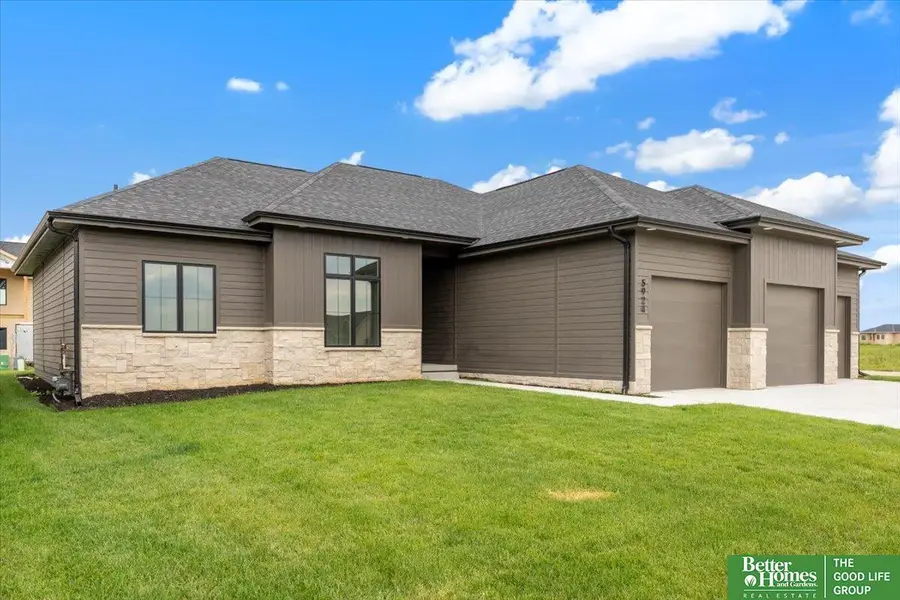 5924 N 208 Street, Elkhorn, NE 68022 - Image #2