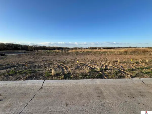 131 W Winona Avenue, Lincoln, NE 68512