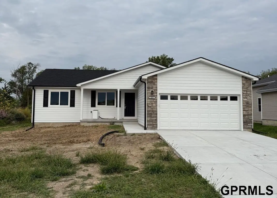 909 N 26th Street, Beatrice, NE 68310 - Image #1