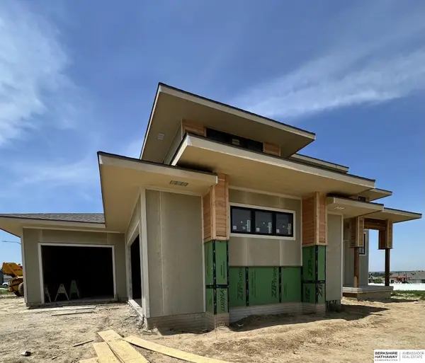 11616 S 115th Street, Papillion, NE 68046