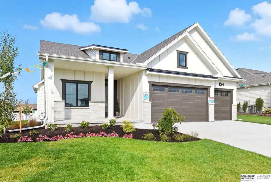 11514 S 114th Avenue, Papillion, NE 68046 - Image #2