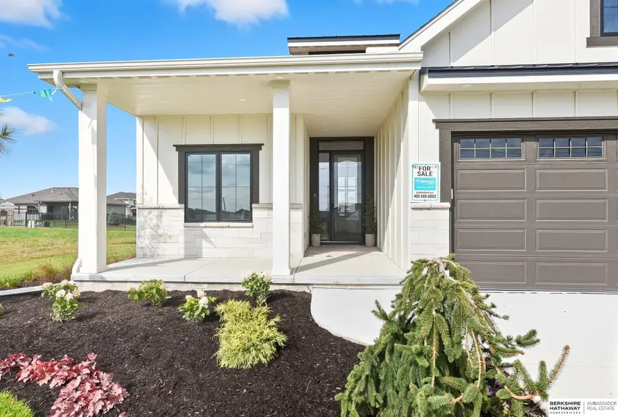 11514 S 114th Avenue, Papillion, NE 68046 - Image #3