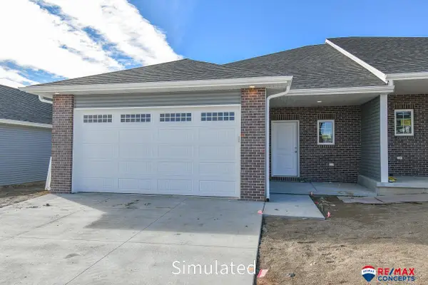 5821 S 94th Street, Lincoln, NE 68526