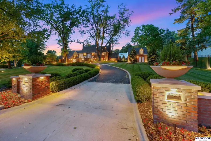 6724 Davenport Street, Omaha, NE 68132 - Image #3