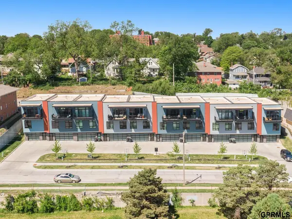 636 N 46th Street, Omaha, NE 68132