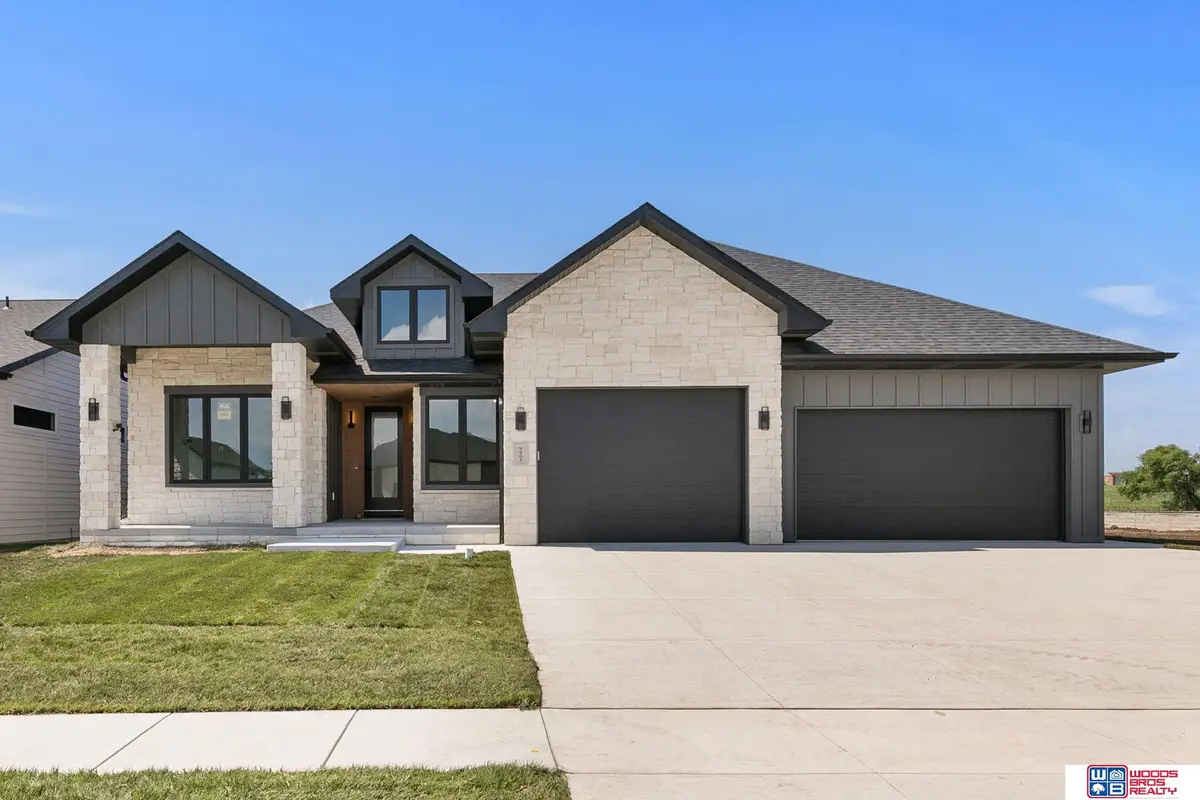 9405 S 86th Street, Lincoln, NE 68526 - Image #1