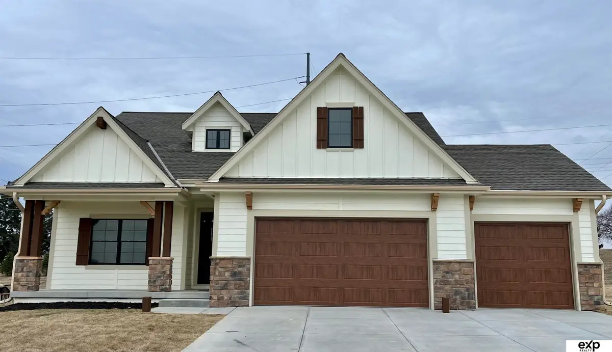 20505 Ogden Street, Elkhorn, NE 68022 - Image #1