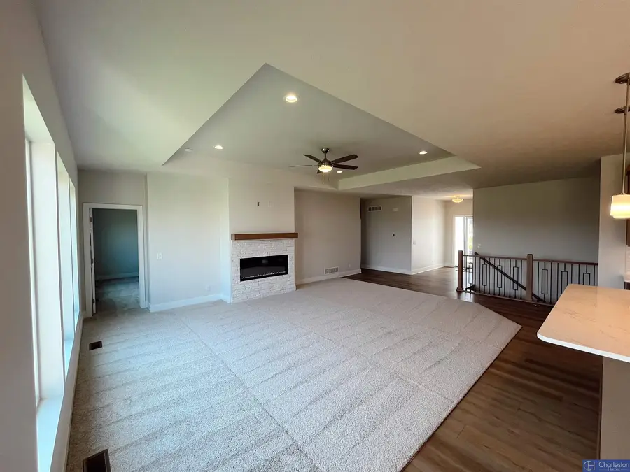 4659 N 210 Avenue, Elkhorn, NE 68022 - Image #2