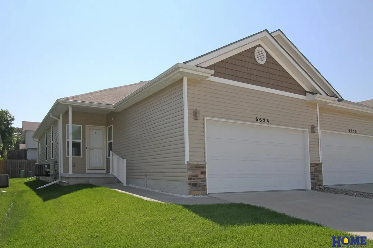 5624 Barrington Circle, Lincoln, NE 68516 - Image #1