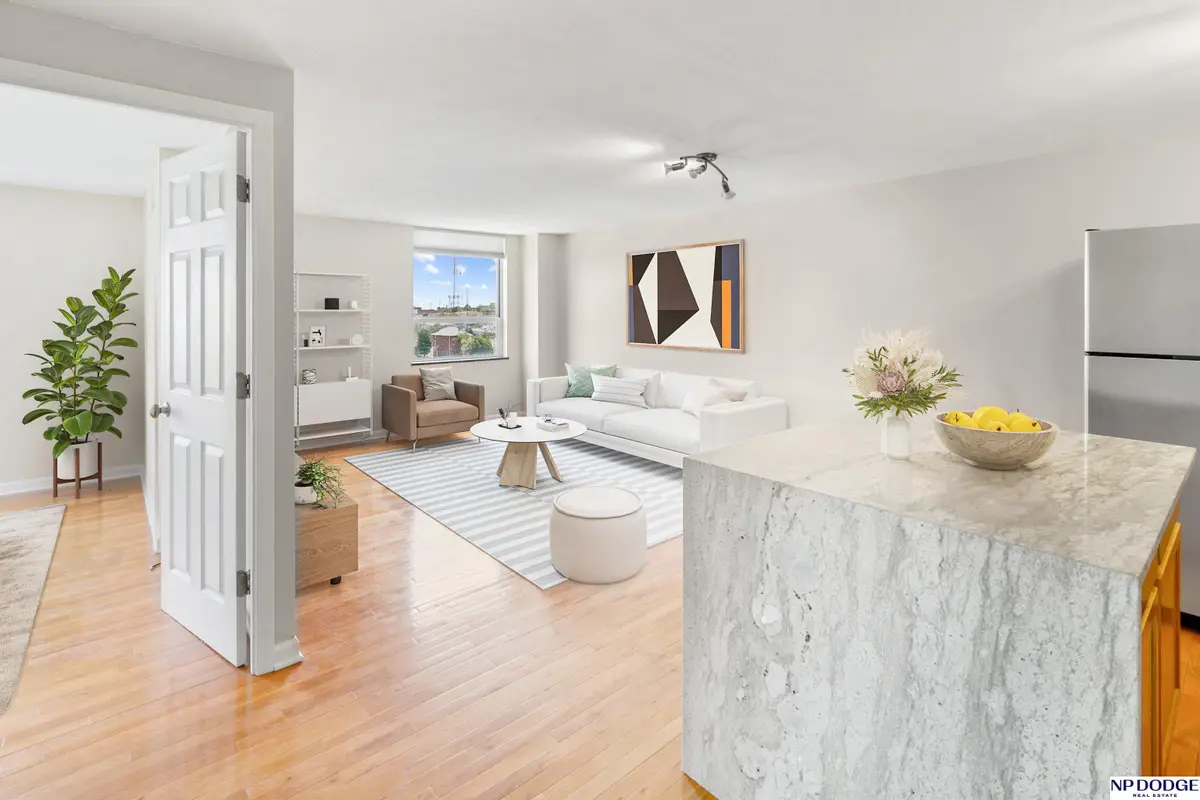 105 N 31 Avenue #607, Omaha, NE 68131 - Image #1