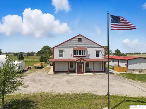 9404 N 294th Street, Valley, NE 68064