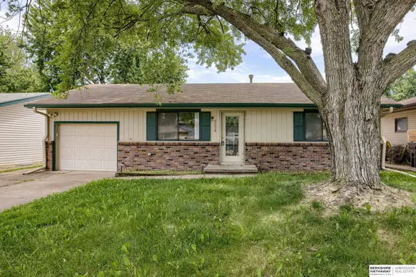 2230 Sw 14th Street, Lincoln, NE 68522