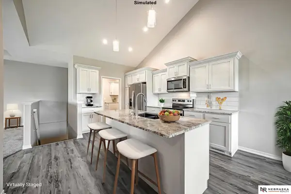 6966 Claystone Drive, Lincoln, NE 68521