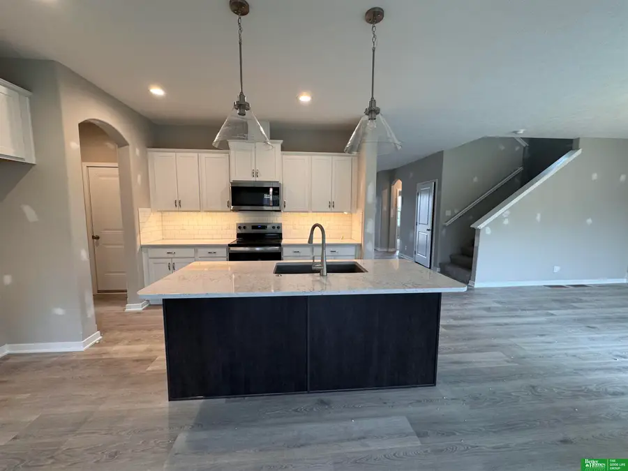 17459 Samuel Street, Bennington, NE 68007 - #2
