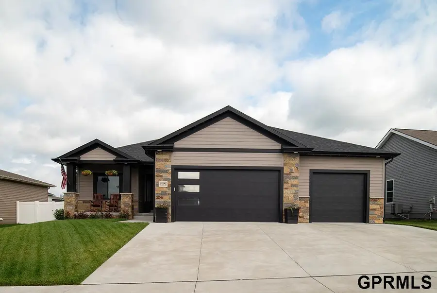 1600 W Avalanche Road, Lincoln, NE 68521 - Image #2