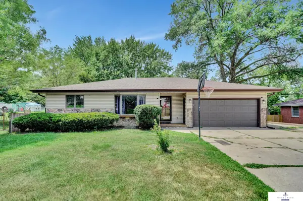 3735 S Folsom Street, Lincoln, NE 68522