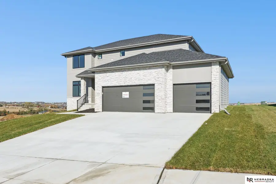 17110 Cora Street, Bennington, NE 68007 - Image #2