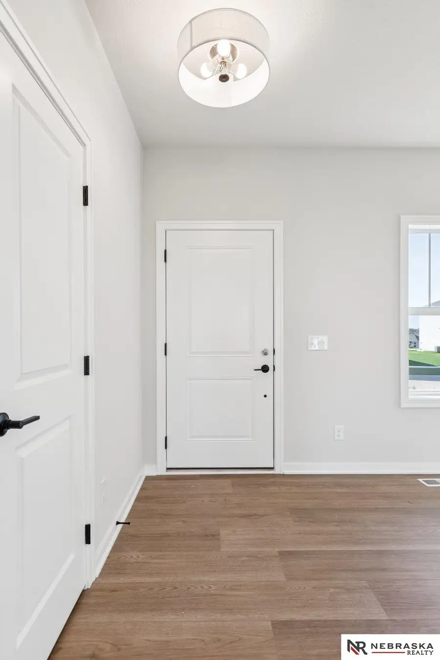 17652 Potter Street, Bennington, NE 68007 - Image #3