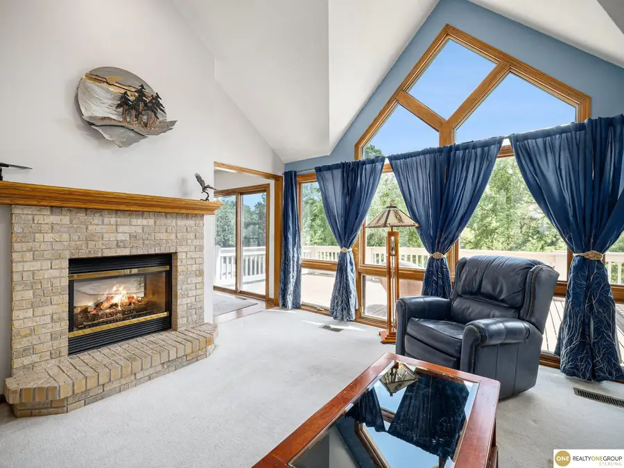 16113 Josephine Street, Richland Vii, NE 68136 - Image #3