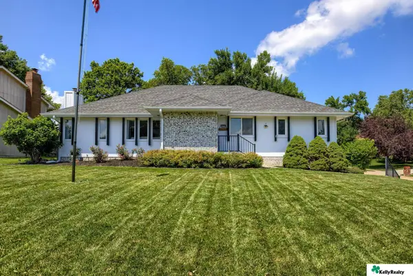 14606 Harvey Oaks Avenue, Omaha, NE 68144