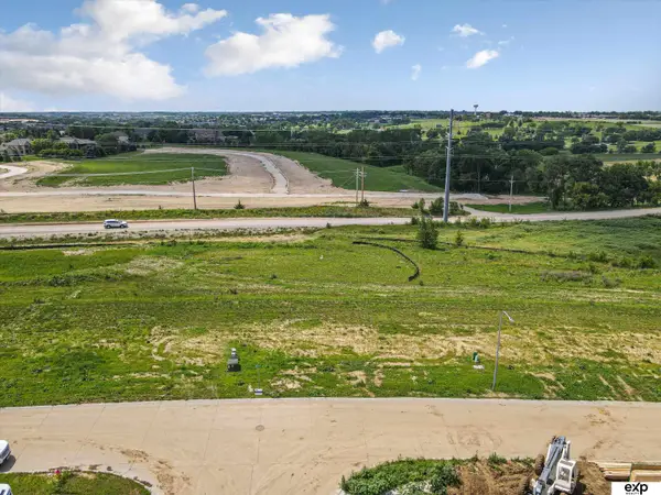 19651 Odgen Street, Elkhorn, NE 68022