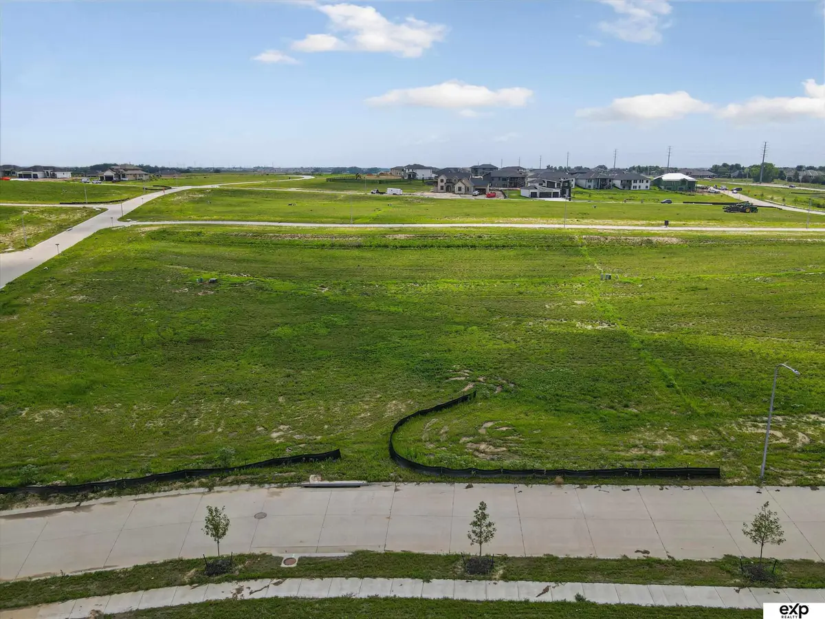 5505 N 199 Street, Elkhorn, NE 68022 - Image #1