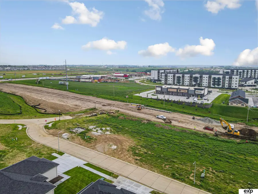 20132 R Street, Elkhorn, NE 68022 - Image #3