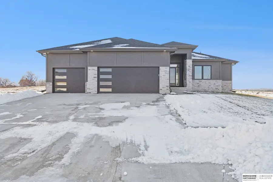 18067 Sycamore Drive, Gretna, NE 68028 - Image #2