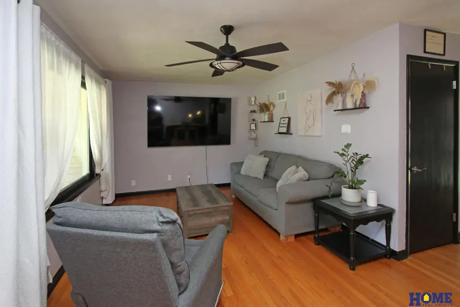 5601 Greenwood Street, Lincoln, NE 68507 - Image #3