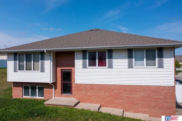 8605 Delphinium Lane, Lincoln, NE 68505