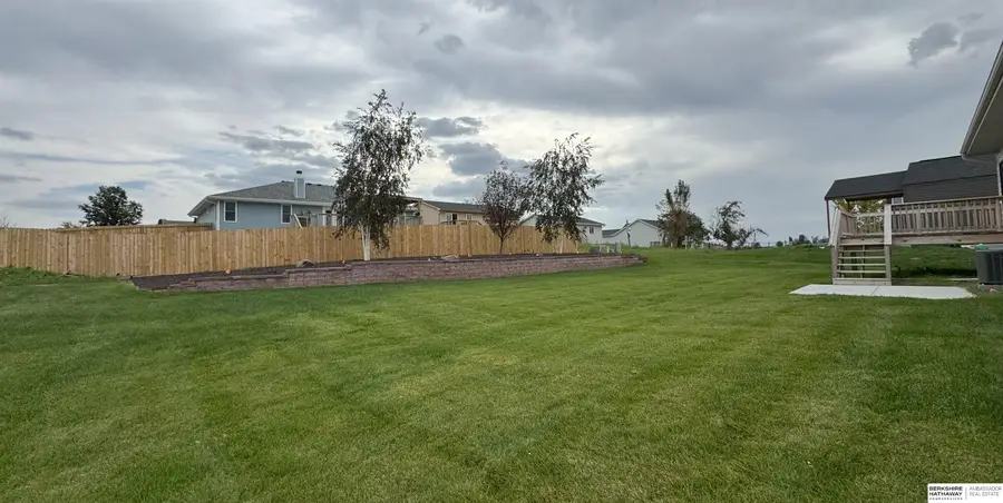 21501 Old Coach Road, Elkhorn, NE 68022 - Image #3